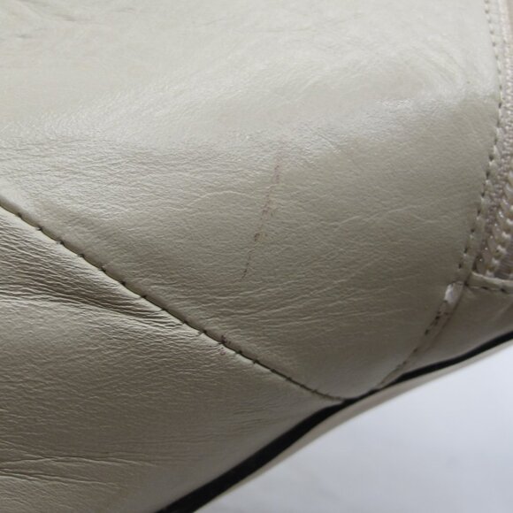 Fresco by Pierre bone ankle boots with gold tassel accent and 2 inch heel 8.5M - Picture 9 of 9